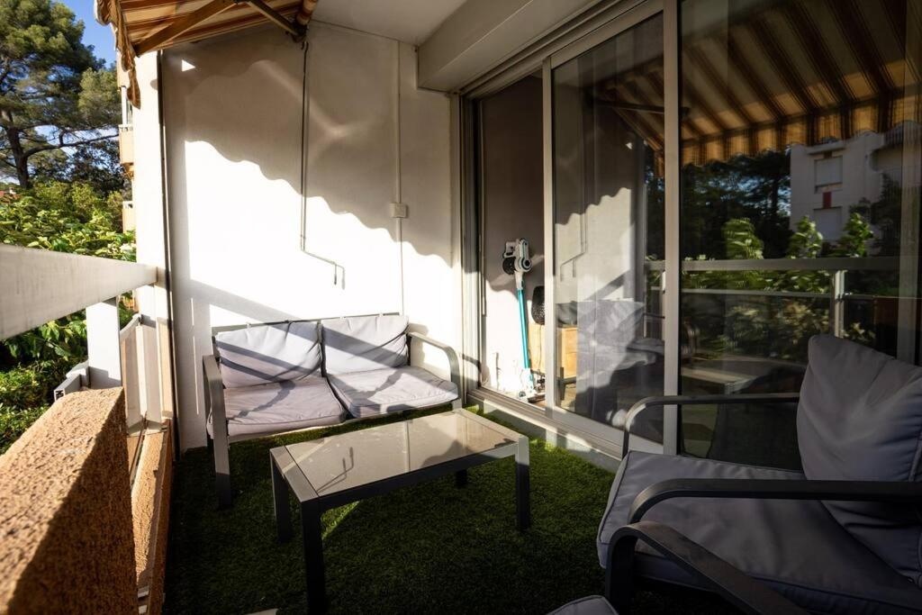 Appartement A Santa Lucia Vue Mer Saint-Raphaël Esterno foto